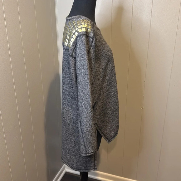 RACHEL Rachel Roy Women’s Medium Sweater Studded Uneven Hems - Picture 3 of 8